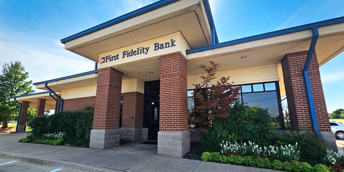 Banks - Mustang, Oklahoma, First Fidelity Bank - 1521 N Mustang Rd, Mustang, OK 73064