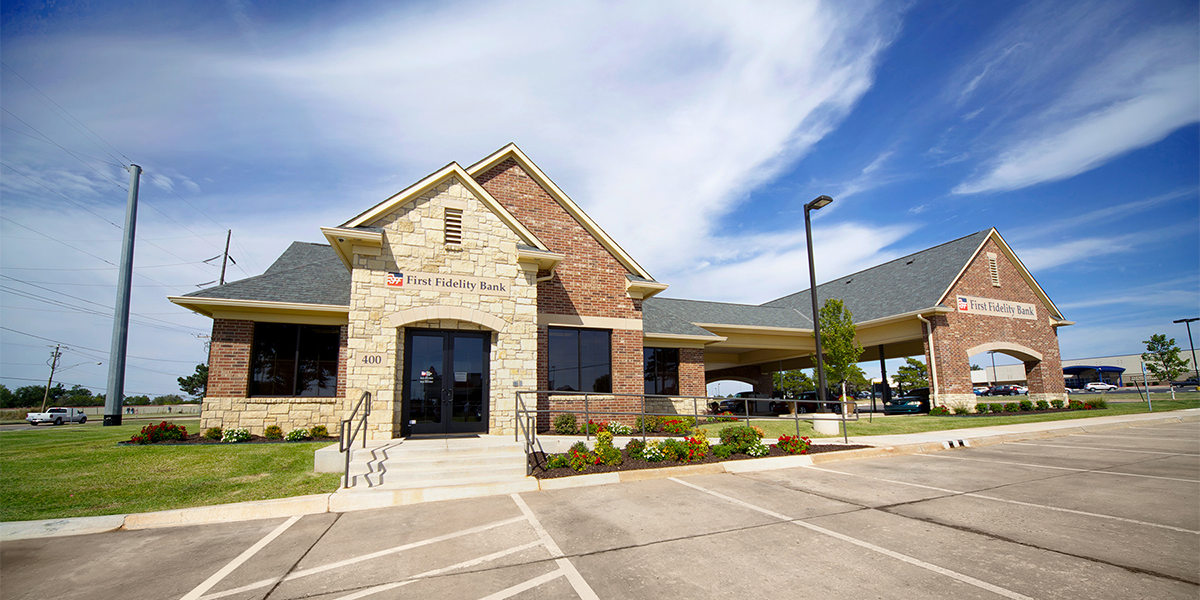Banks - Moore, Oklahoma, First Fidelity Bank - 400 S Eastern Ave, Moore, OK 73160