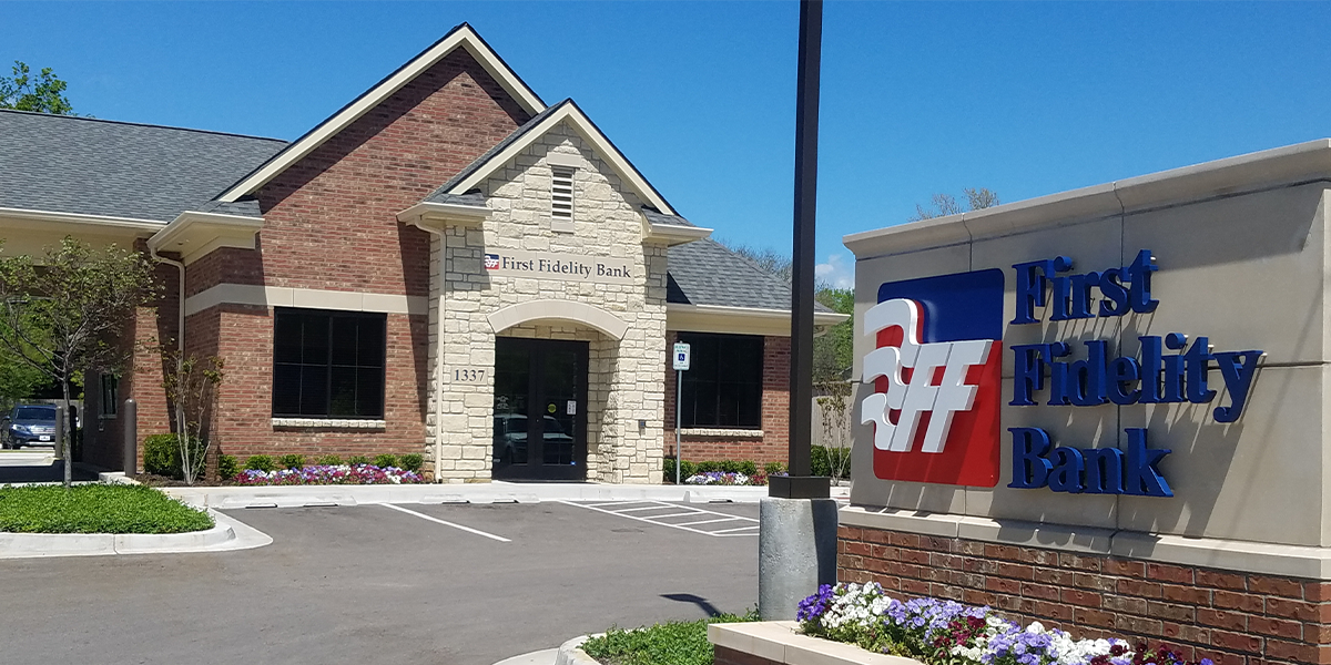Banks - Norman, Oklahoma, First Fidelity Bank - 1337 W Lindsey St, Norman, OK 73069